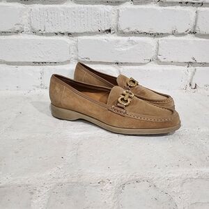 Salvatore Ferragamo Women Brown Suede Loafer Gold Logo Size 8.5